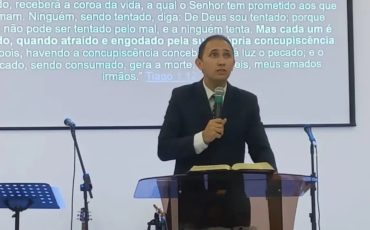 pastor thiago pregando